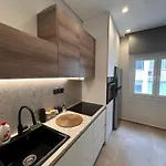 Sandys Luxury Living *